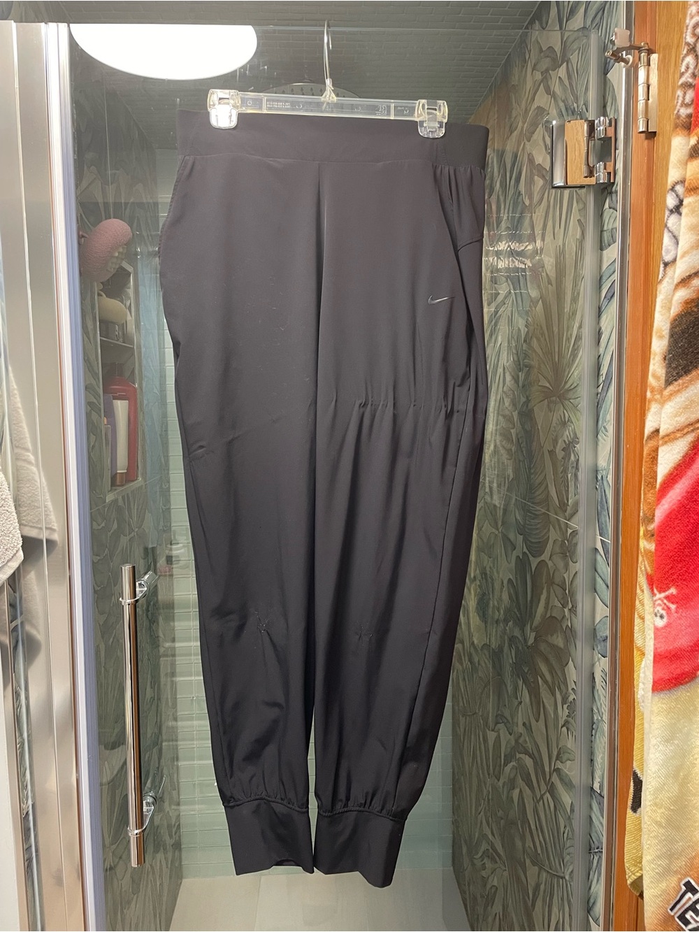 Nike women’s Black Athletic Jogger Pants